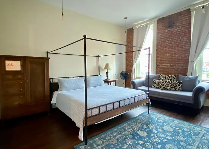 Eighteen-ninety Sleepover Hotel